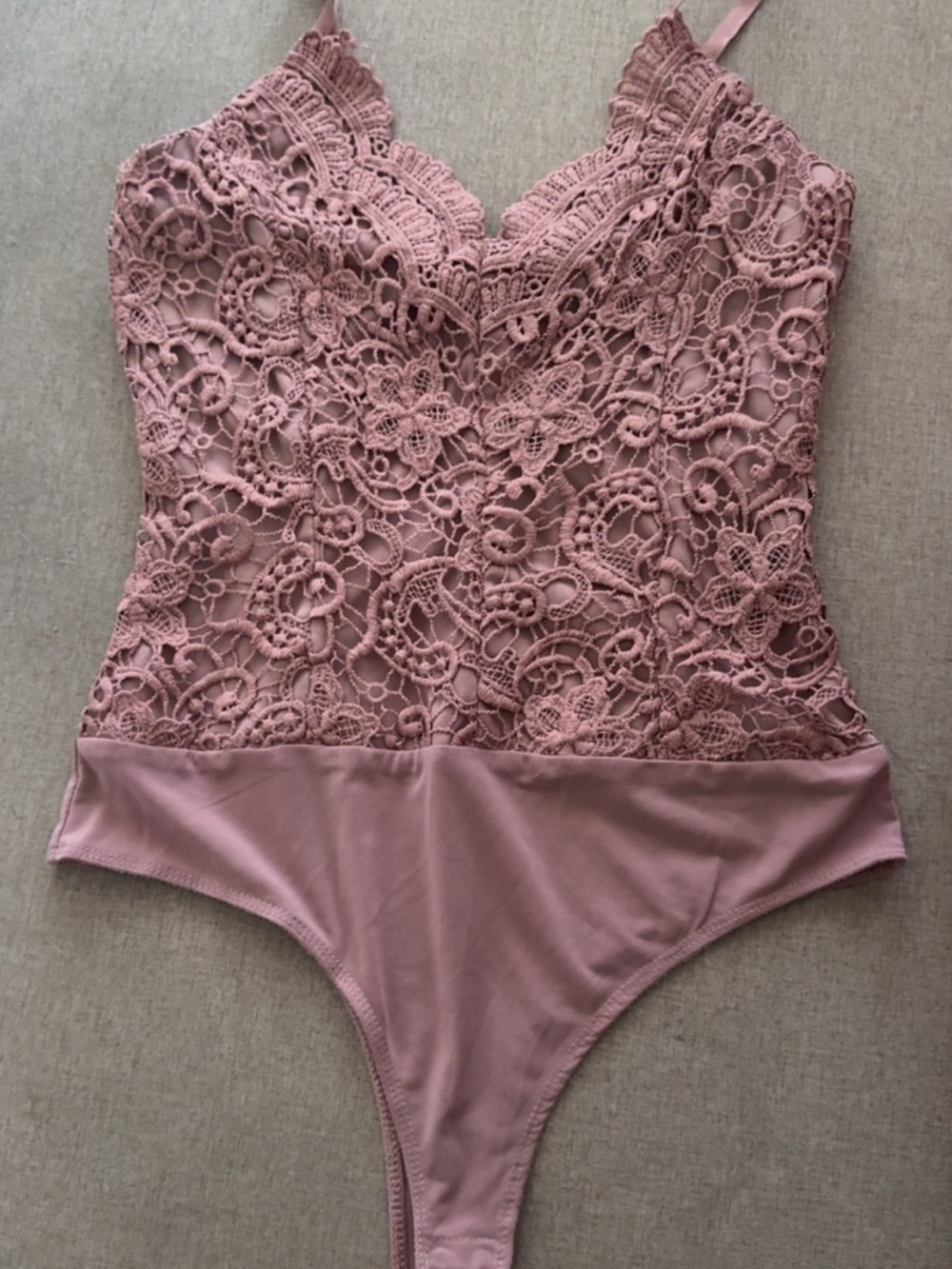 iris Dusty Rose Lace-Trim V-Neck Bodysuit